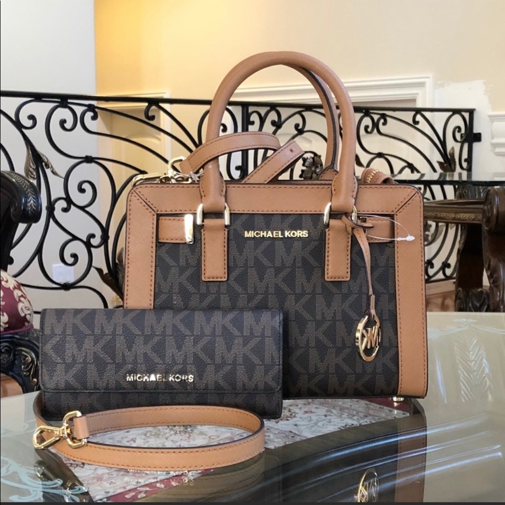 New Michael Kors Dillon handbag & wallet 2pcs